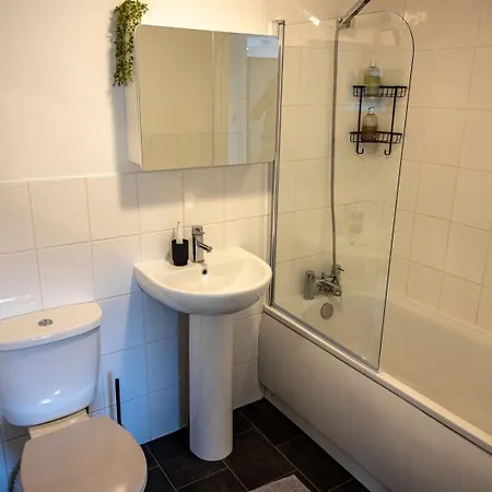 Pensión Cozy 1-br Sanctuary In Redland, Bristol