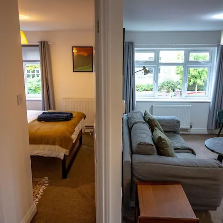 Cozy 1-br Sanctuary In Redland, Gæstehus Bristol