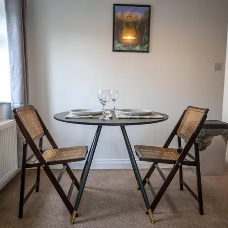 Cozy 1-br Sanctuary In Redland, بيت ضيافة بريستول